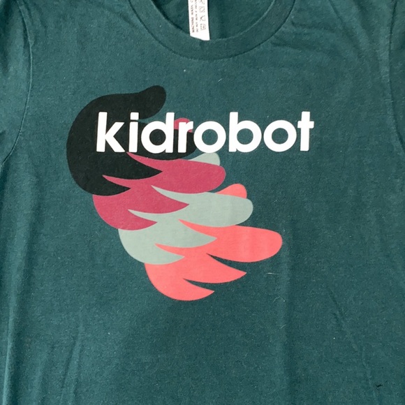 Kidrobot Shirt - Picture 2 of 5